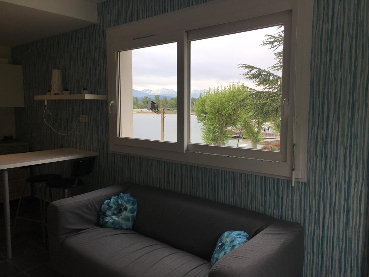 Pause Detente Sur La Port Du Bourget Du Lac 르보젯두락 외부 사진